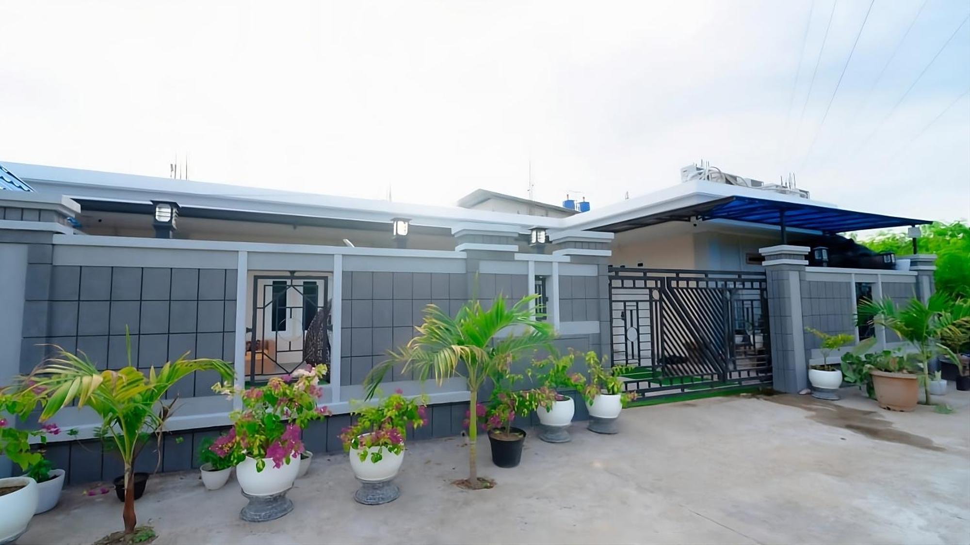 La Geiro Villa Labuan Bajo Dış mekan fotoğraf