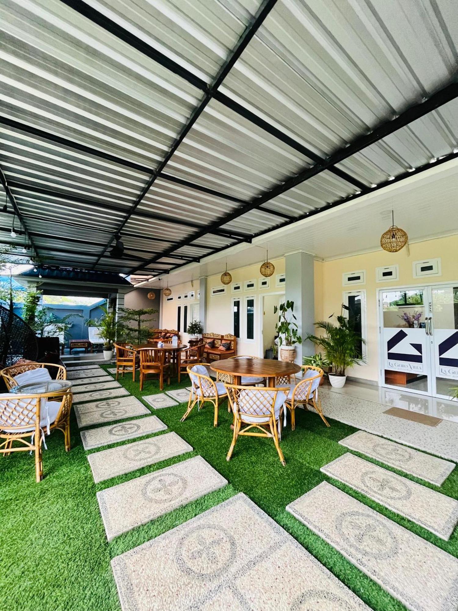 La Geiro Villa Labuan Bajo Dış mekan fotoğraf
